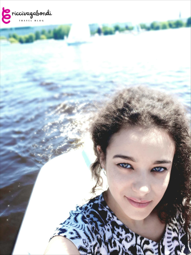 riccivagabondi on a boat on a sunny day