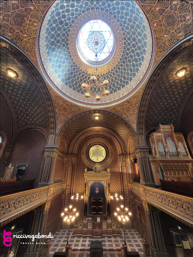 View of the Spanish Synagogue in Prague